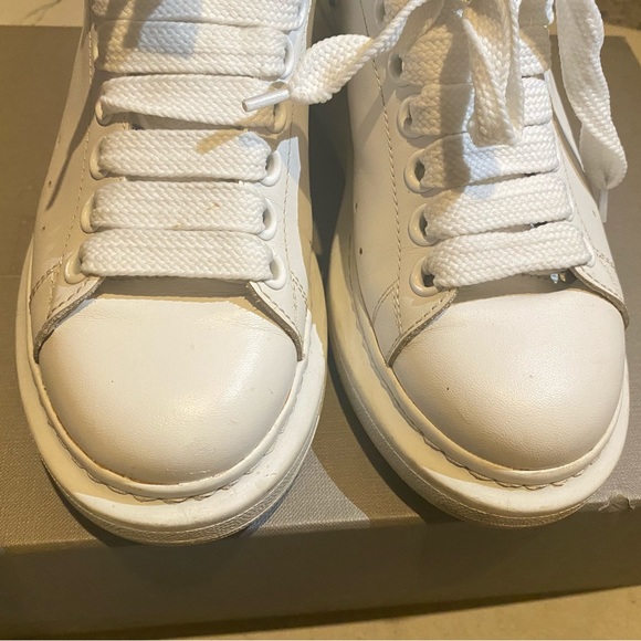Alexander McQueen sneakers 36.5 - Picture 2 of 7